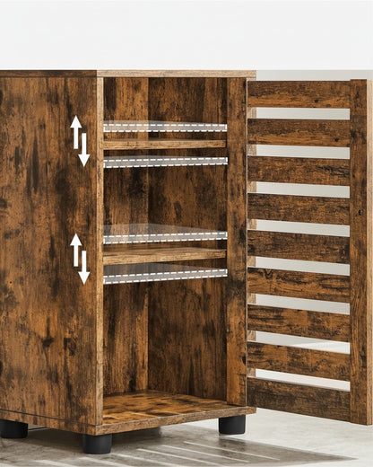 Tokari hoge badkamerkast in rustiek bruin hout met verstelbare planken en een lamellendeur voor optimale opbergruimte.
