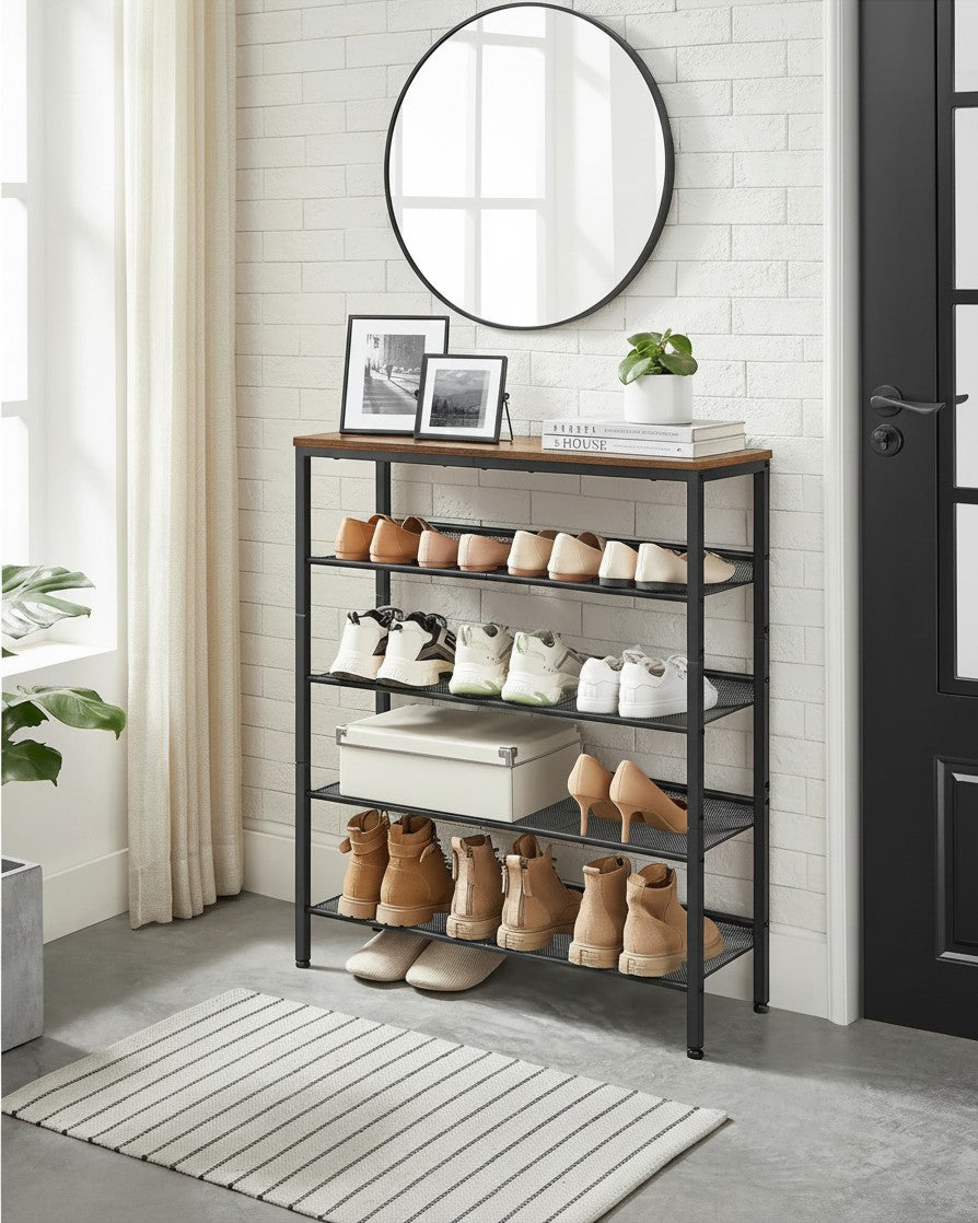 Tokari schoenenrek met vijf metalen planken en een houten bovenblad in een modern interieur voor de hal.