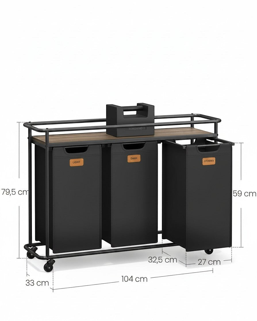 Tokari wassorteerwagen met 3 zwarte wasmanden van 150 liter, stalen frame en houten plank voor wasmiddel.